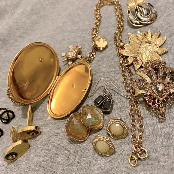 Jewelry Bundle Lot - Picture 9 of 10